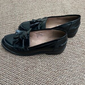 Steve Madden Glossy Black Tassel Loafers
